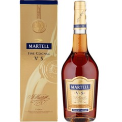 Martell V.S. - A fresh, harmonious cognac of vigorous character; Rich fruit and spice notes framed by freshness: citrus, fresh pear and saffron, Labdanum or rockrose leaves and incense and Woody notes from the fine-grained oak cask. An ideal base when preparing cocktails.