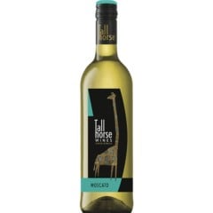 Tall Horse Moscato - Experience wonderful honeysuckle, floral and ripe tropical flavours with a hint of spice. The palate is medium sweet, smooth and absolutely delicious with your favourite spicy dishes.