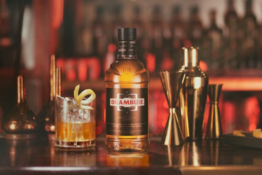 Drambuie 1L %page% - Order Blended Whisky Online in Nairobi, Kenya ...