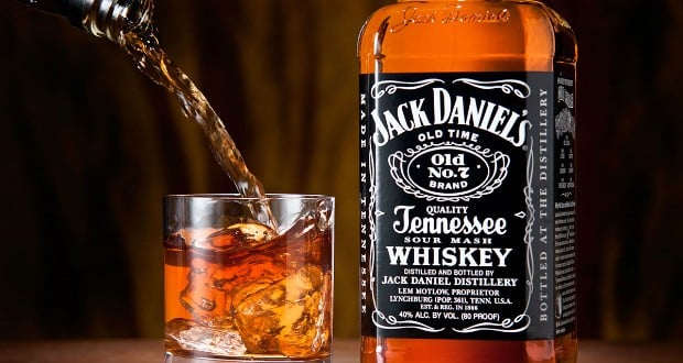 Buy Jack Daniel's Old No.7 Tennessee Whisky 1L in Ras Al Khaimah