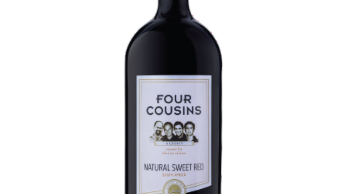 Four Cousins Sweet Red 75cl – Delightfully Fruity