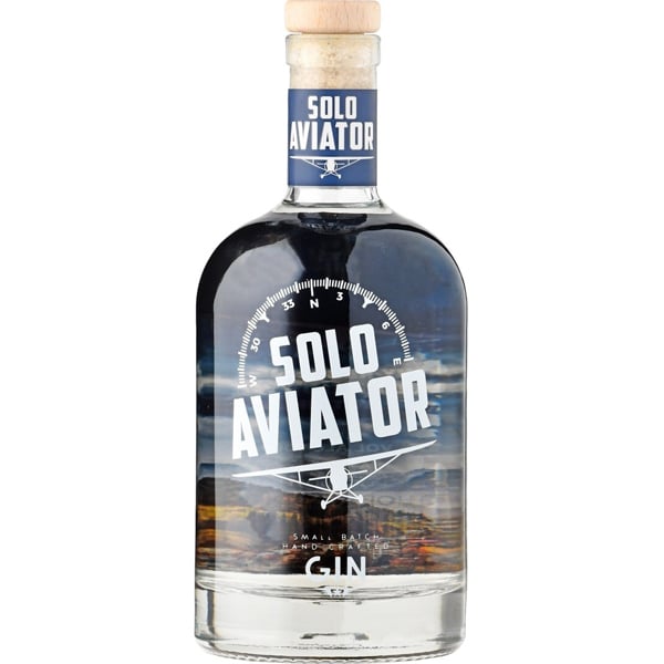 solo aviator gin bottle
